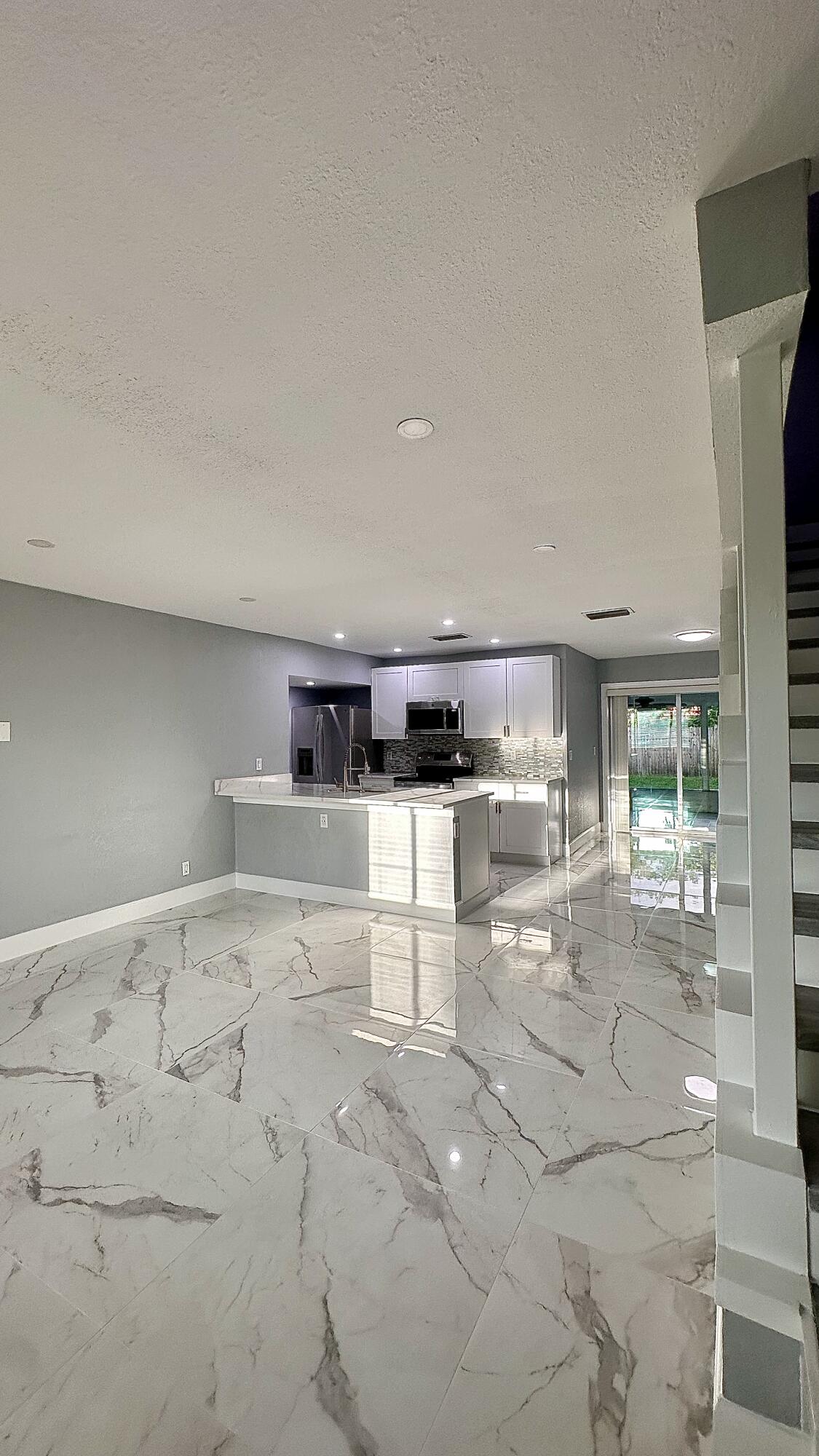 WYNNEWOOD ACRES 6 - Residential Lease
