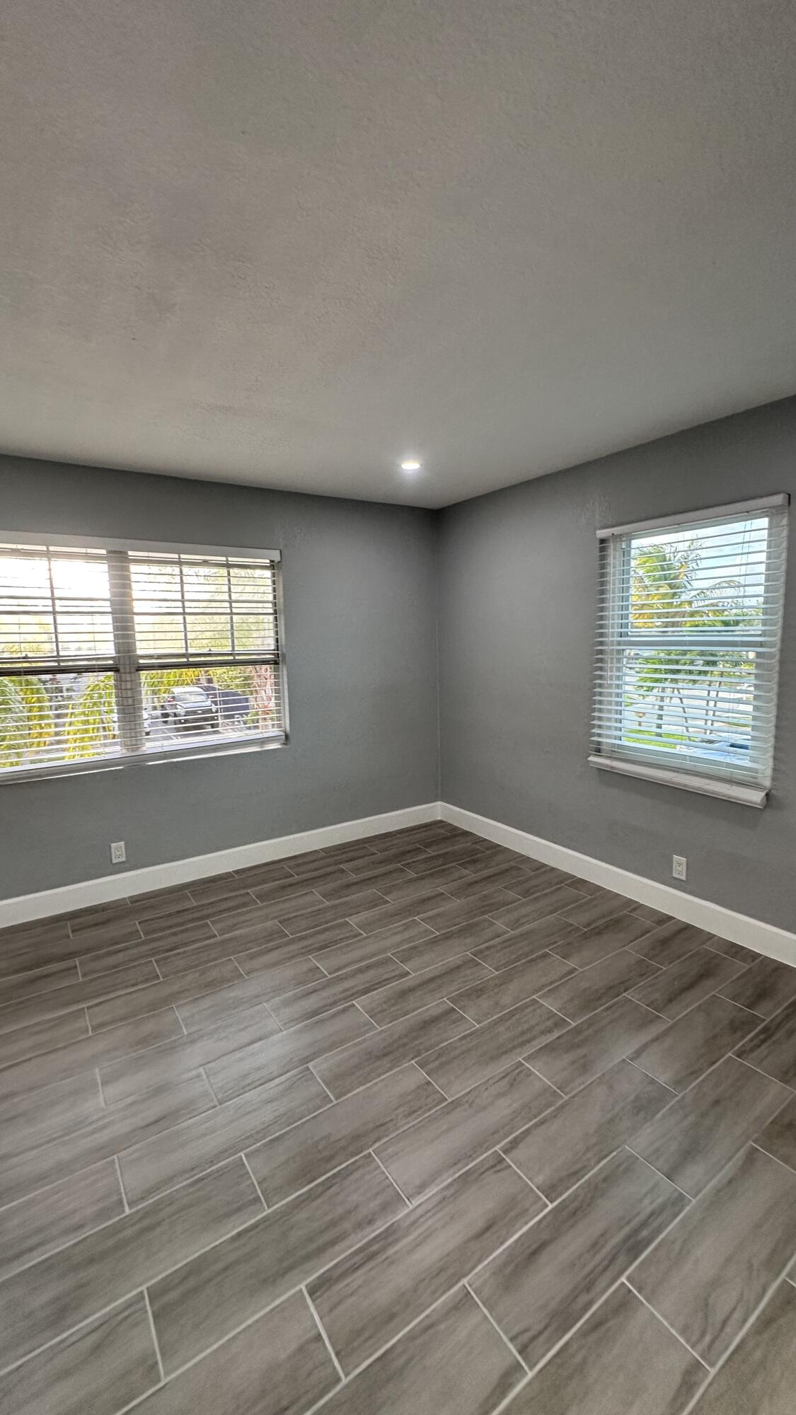 WYNNEWOOD ACRES 6 - Residential Lease