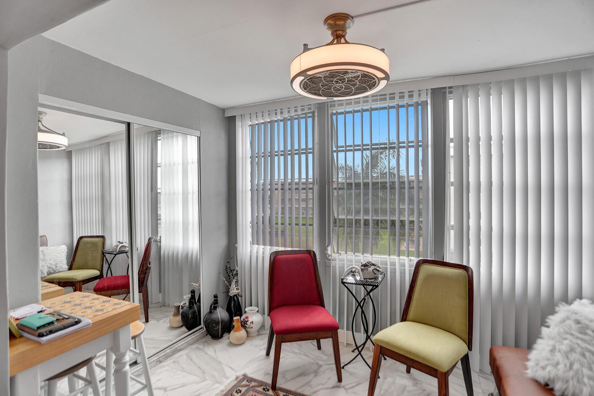 VILLAGE ROYALE ON THE GREEN CONDO - Residential Lease