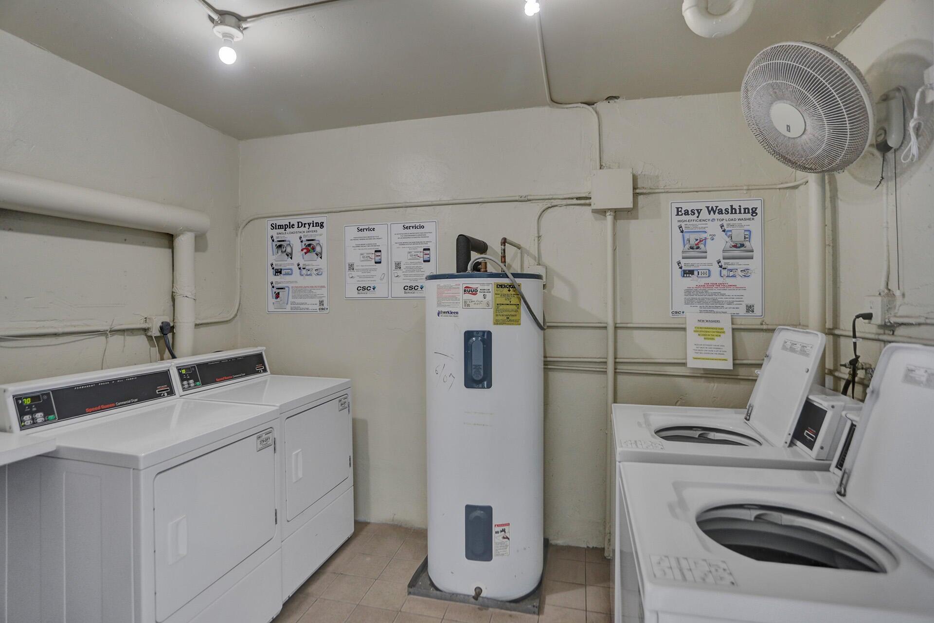 VILLAGE ROYALE ON THE GREEN CONDO - Residential Lease