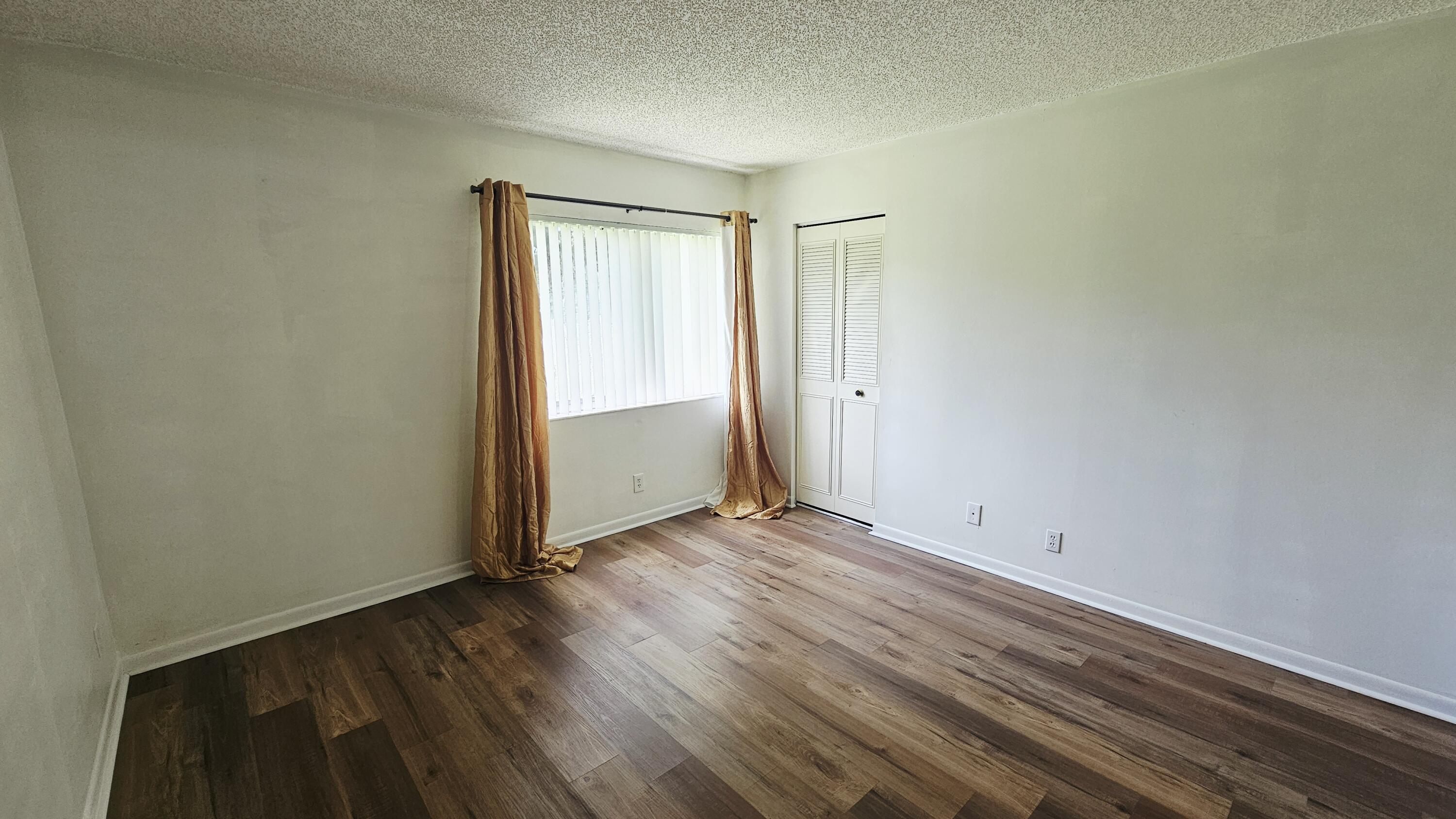 PINE RIDGE AT HAVERHILL CONDO - Residential