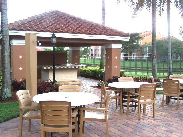 ST ANDREWS AT BOYNTON BEACH CONDO - Residential Lease