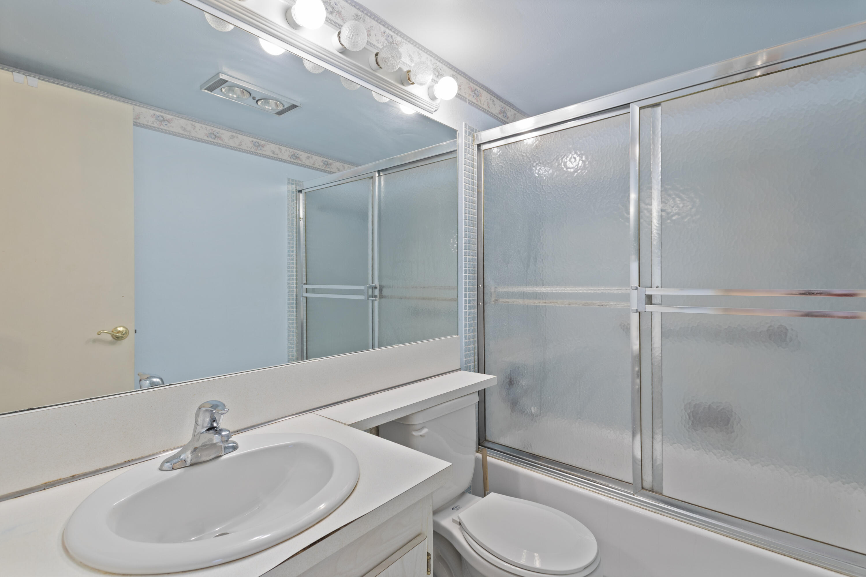 FARNHAM L CONDO - Residential