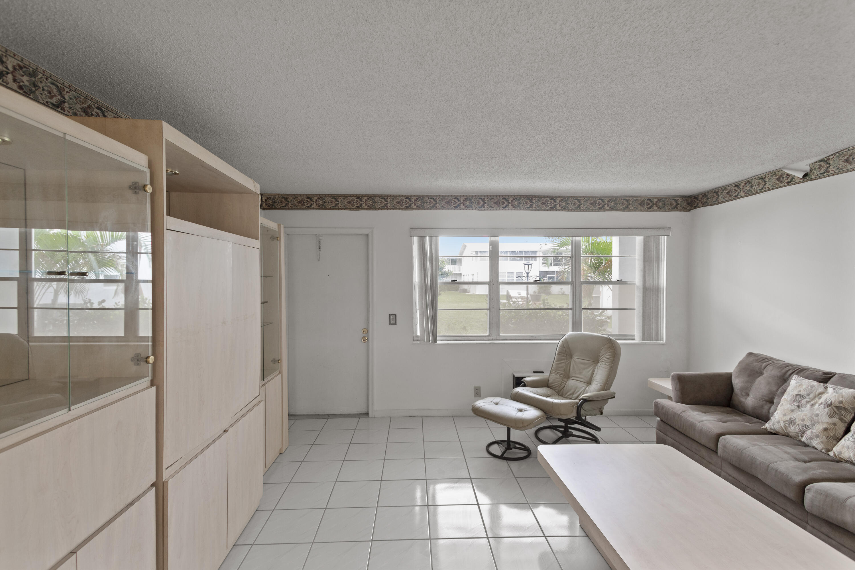 FARNHAM L CONDO - Residential