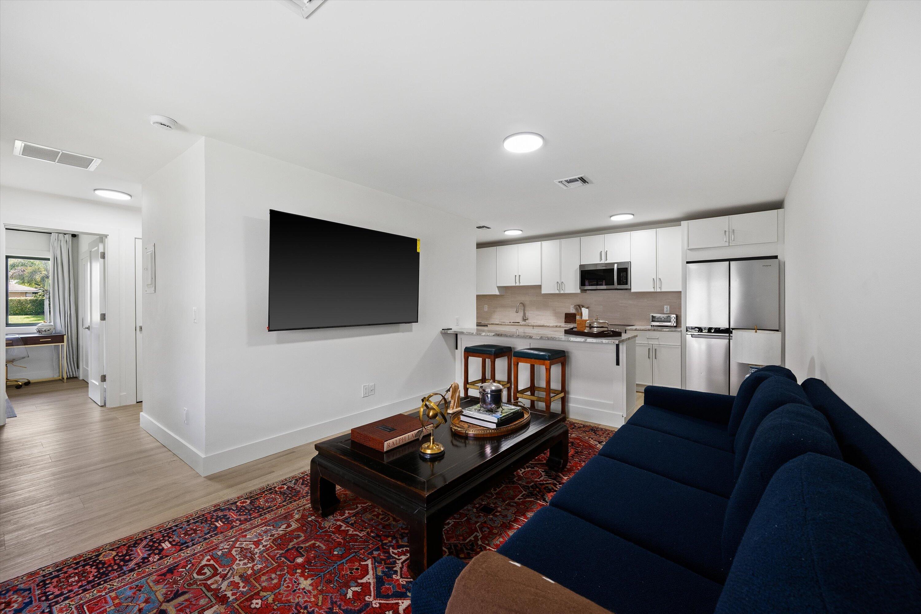 SOUTH SHORE 4 OF WELLINGTON - Residential Income