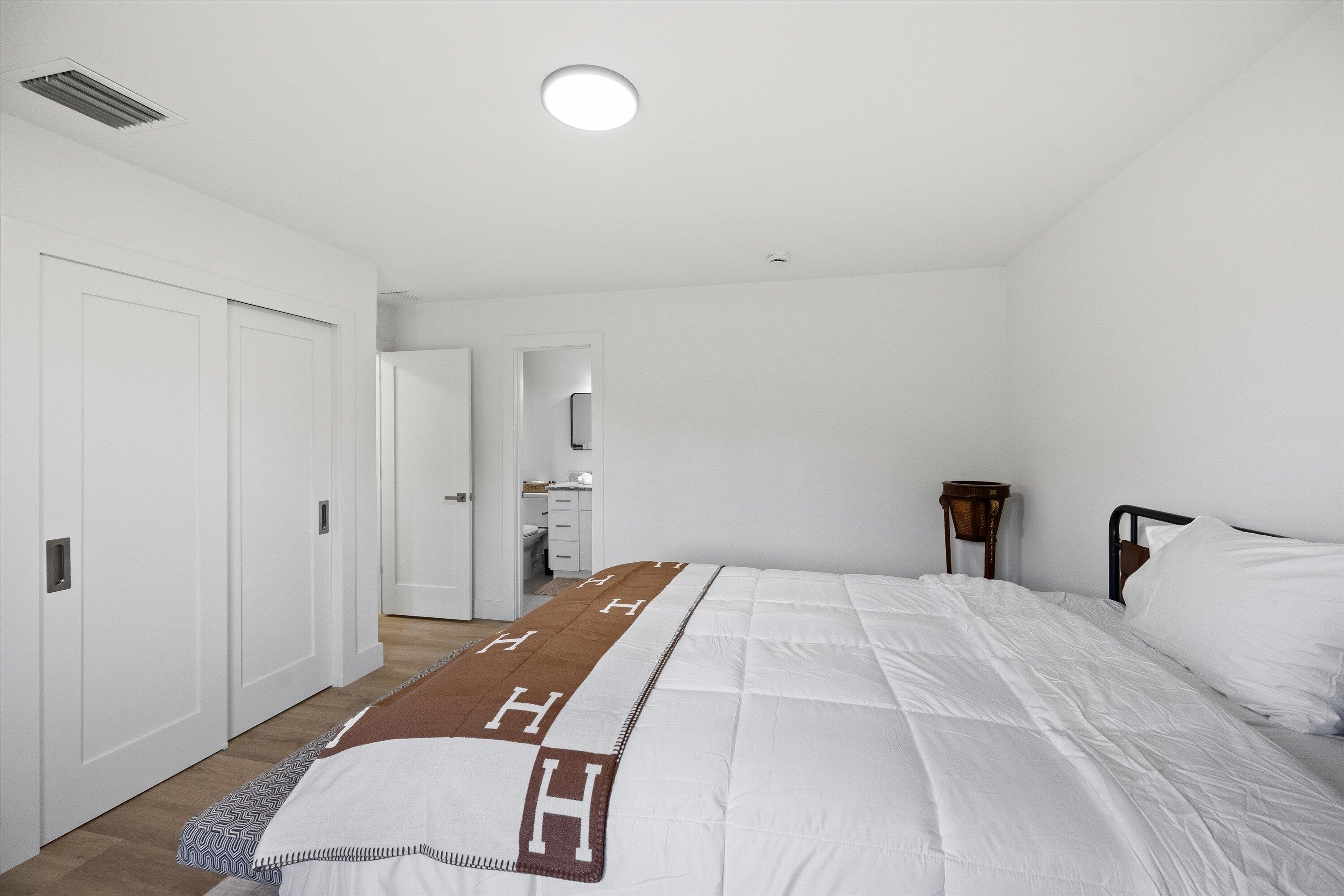 SOUTH SHORE 4 OF WELLINGTON - Residential Income