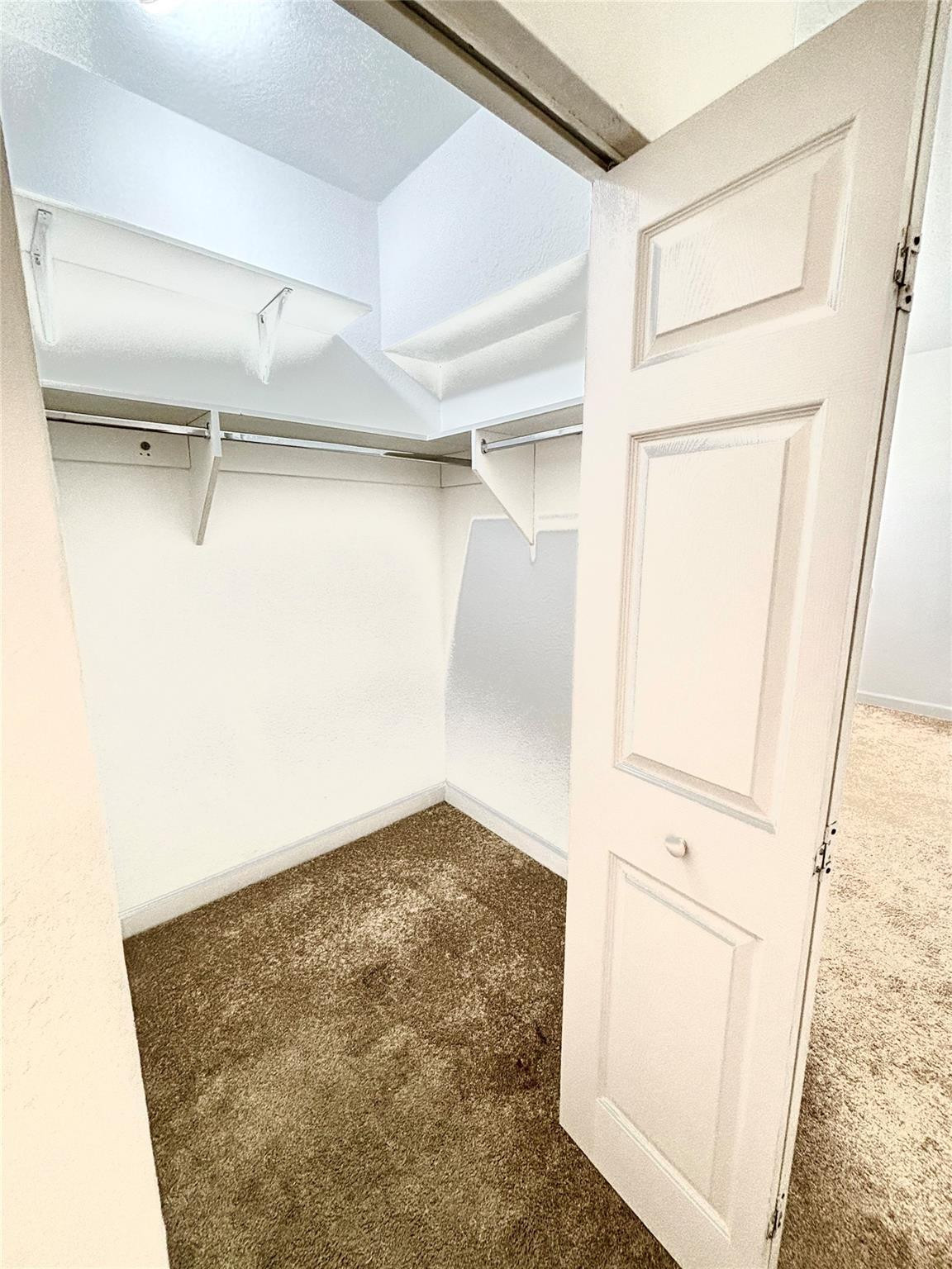 WAVERLY PLACE AMENDED PLAT - Residential Lease