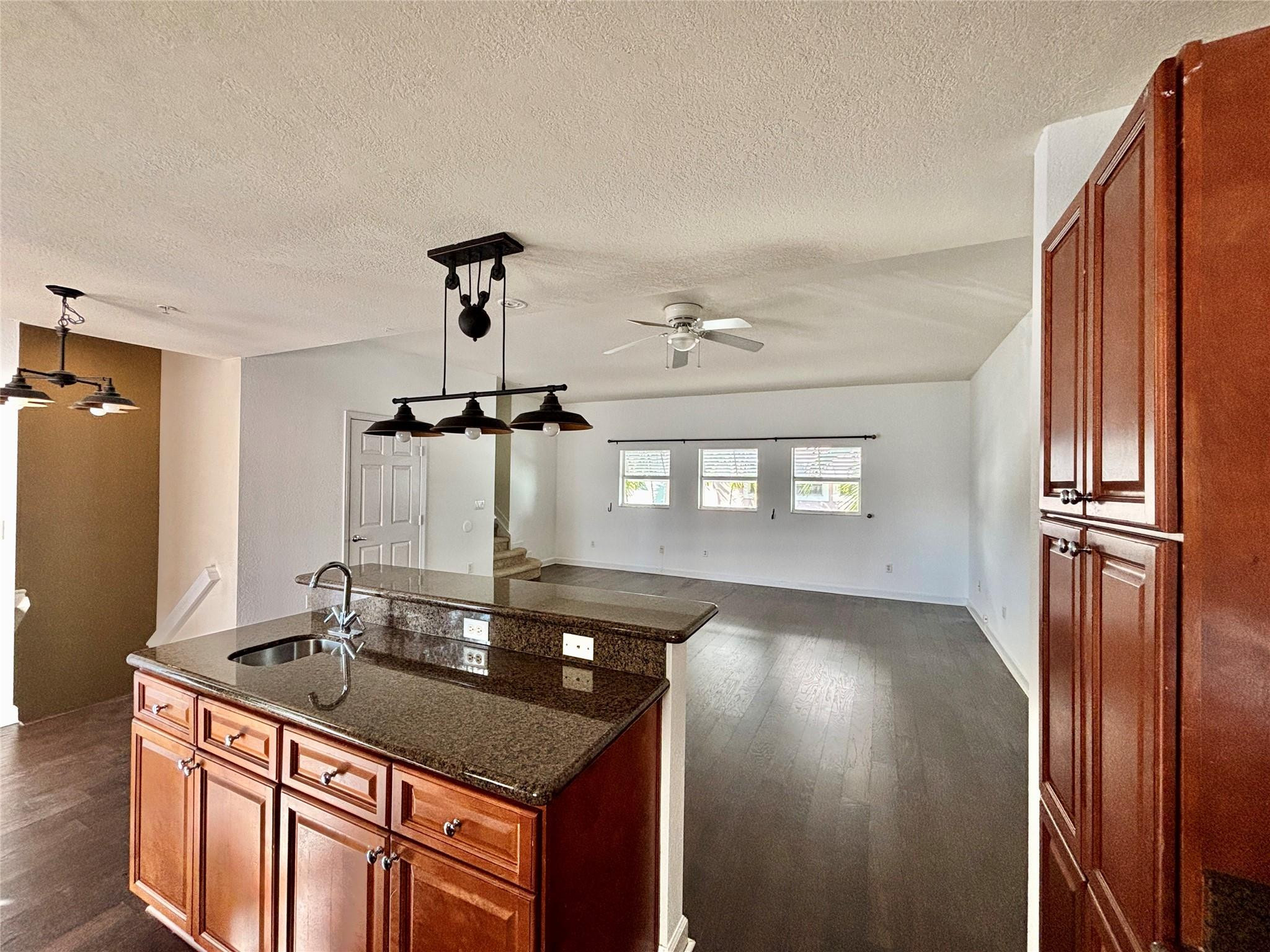 WAVERLY PLACE AMENDED PLAT - Residential Lease
