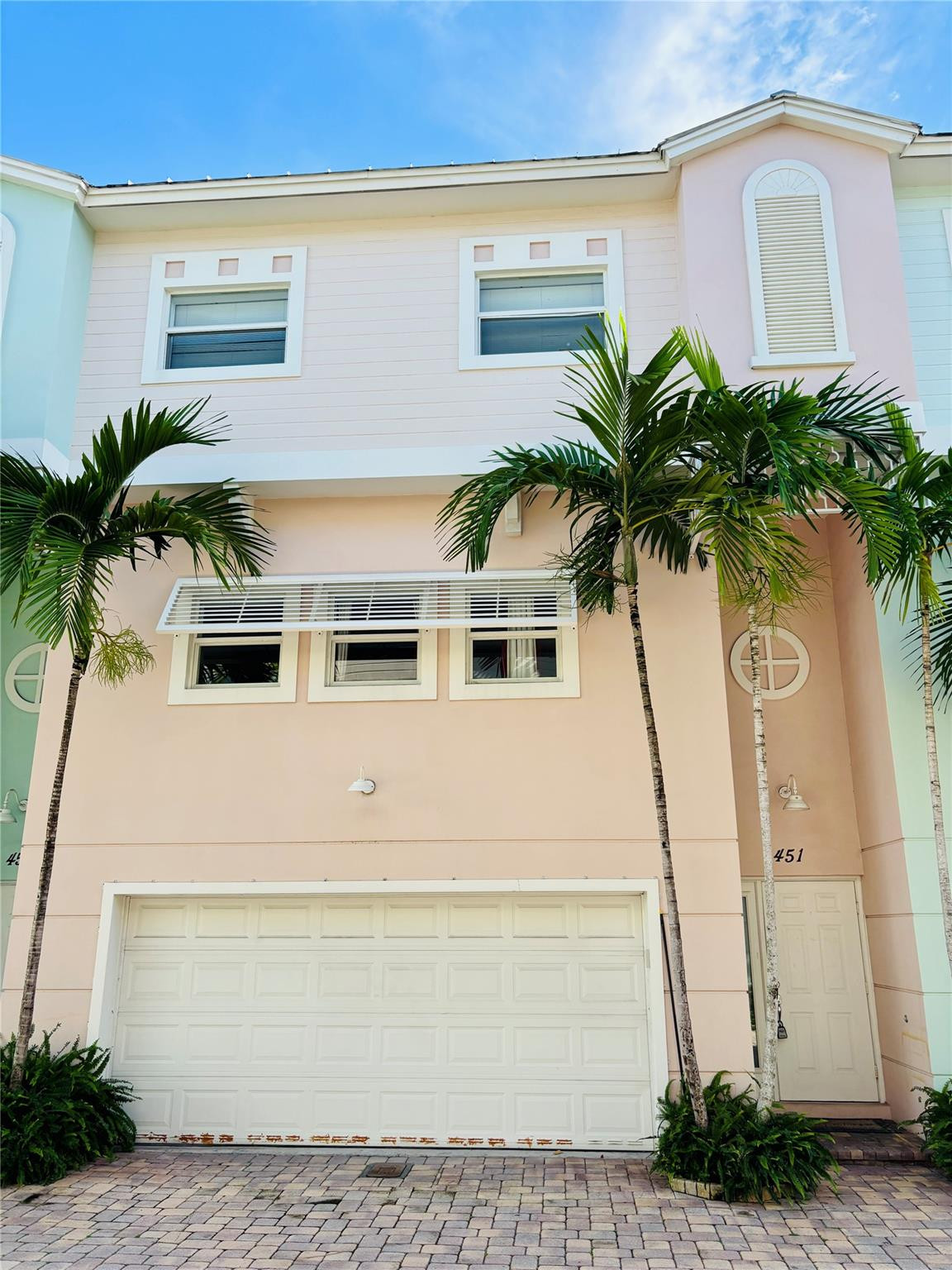 WAVERLY PLACE AMENDED PLAT - Residential Lease