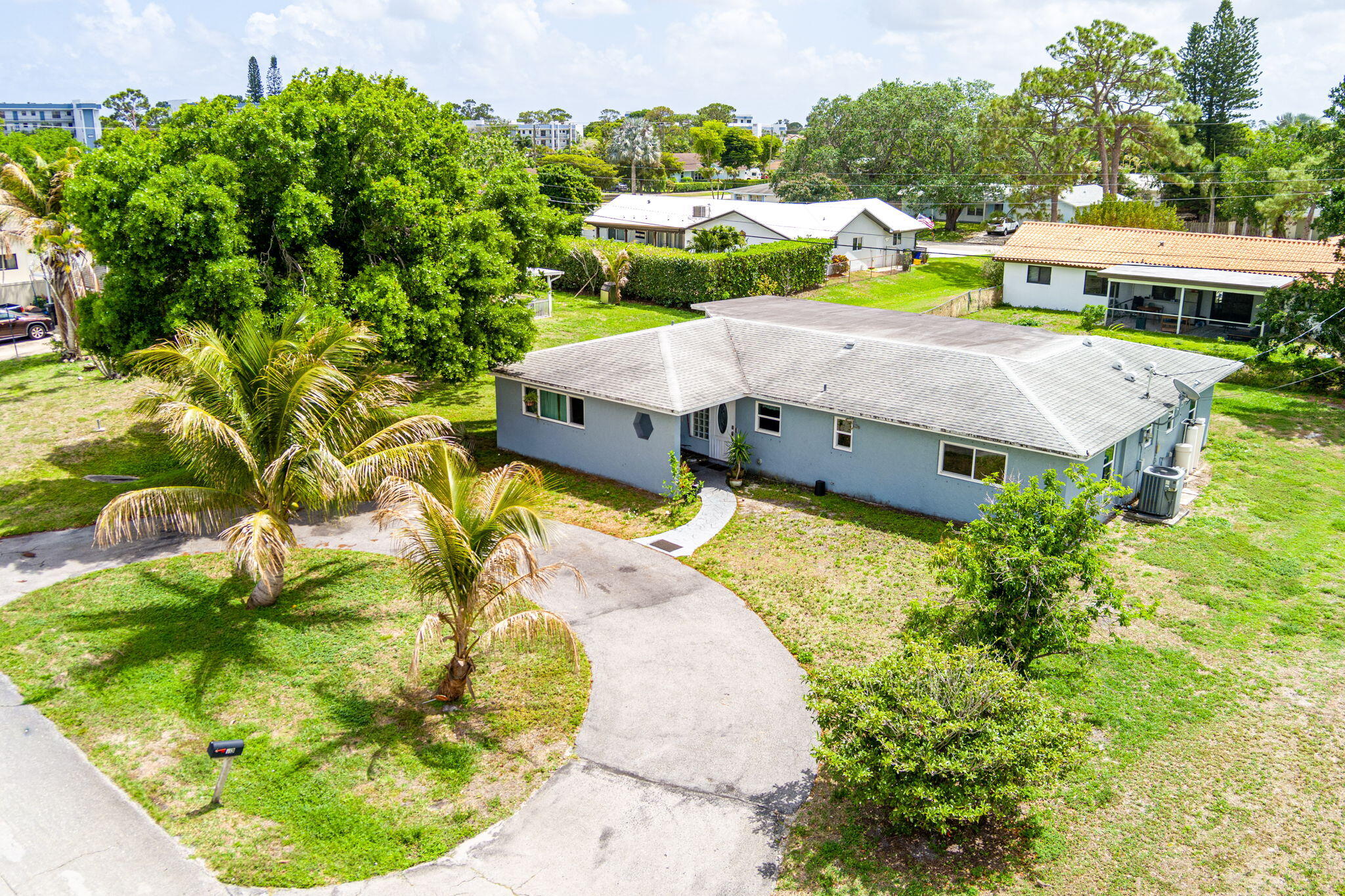 FLORIDA GARDENS 4 - Residential