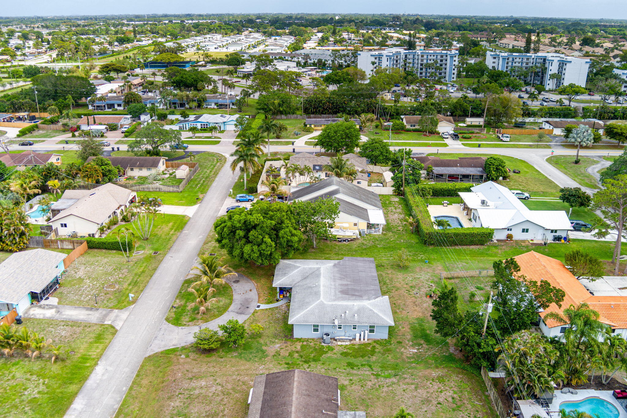 FLORIDA GARDENS 4 - Residential