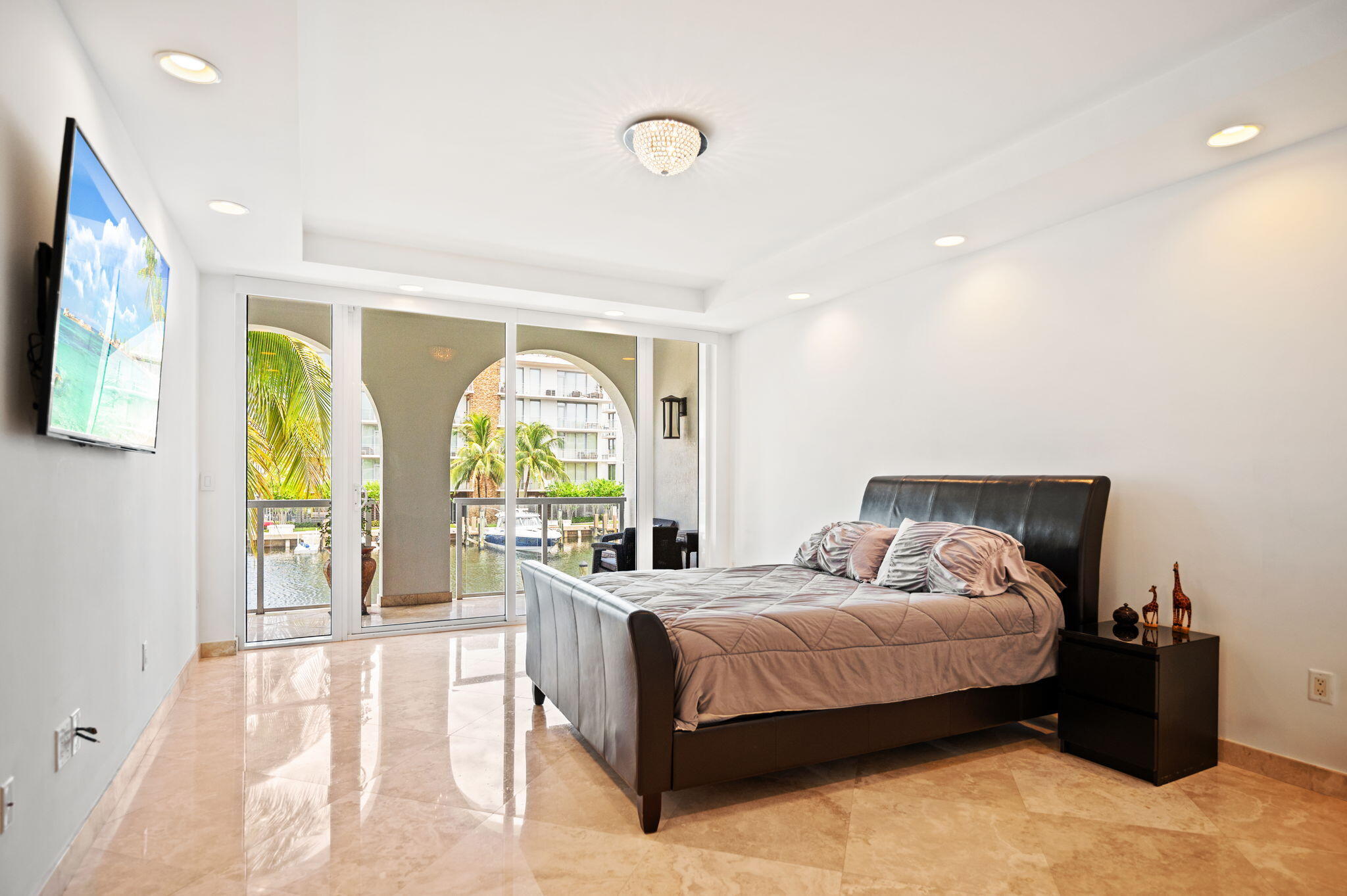 MERITAGE CONDO - Residential