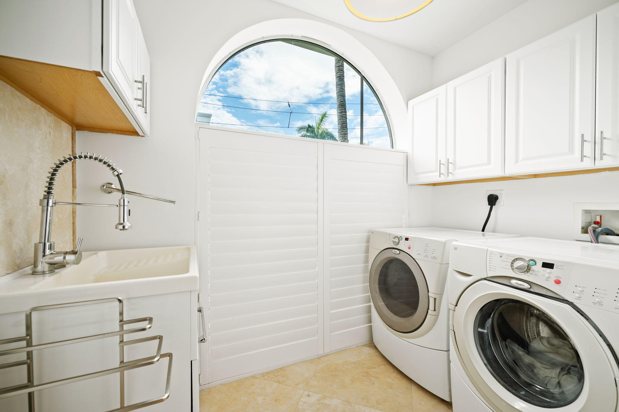 MERITAGE CONDO - Residential