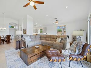 VILLAGES OF WINDSOR/VILLAGGIO - Residential