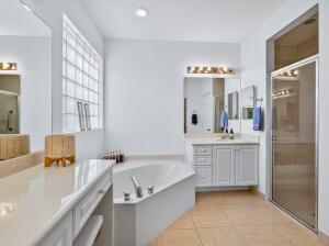 VILLAGES OF WINDSOR/VILLAGGIO - Residential