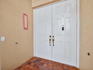 VILLAGES OF WINDSOR/VILLAGGIO - Residential