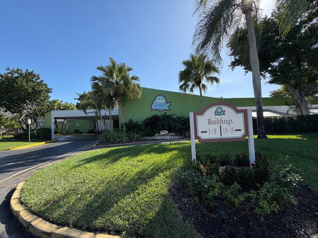 LIME BAY CONDOMINIUM - Residential
