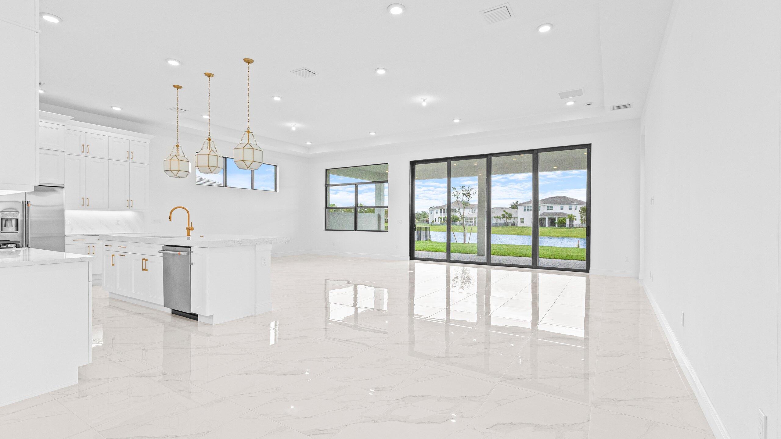CRESSWIND PALM BEACH - Residential
