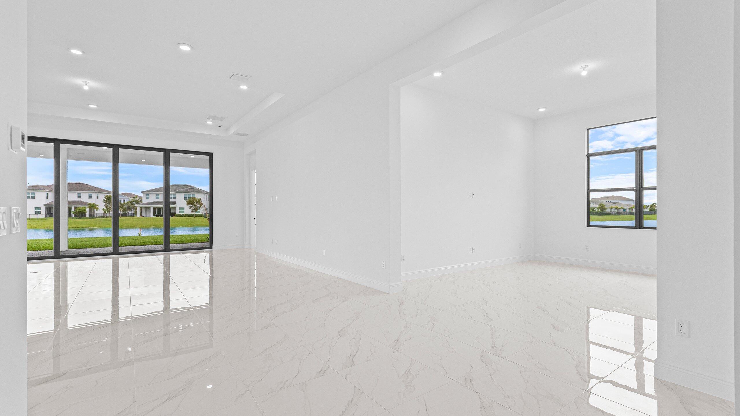 CRESSWIND PALM BEACH - Residential