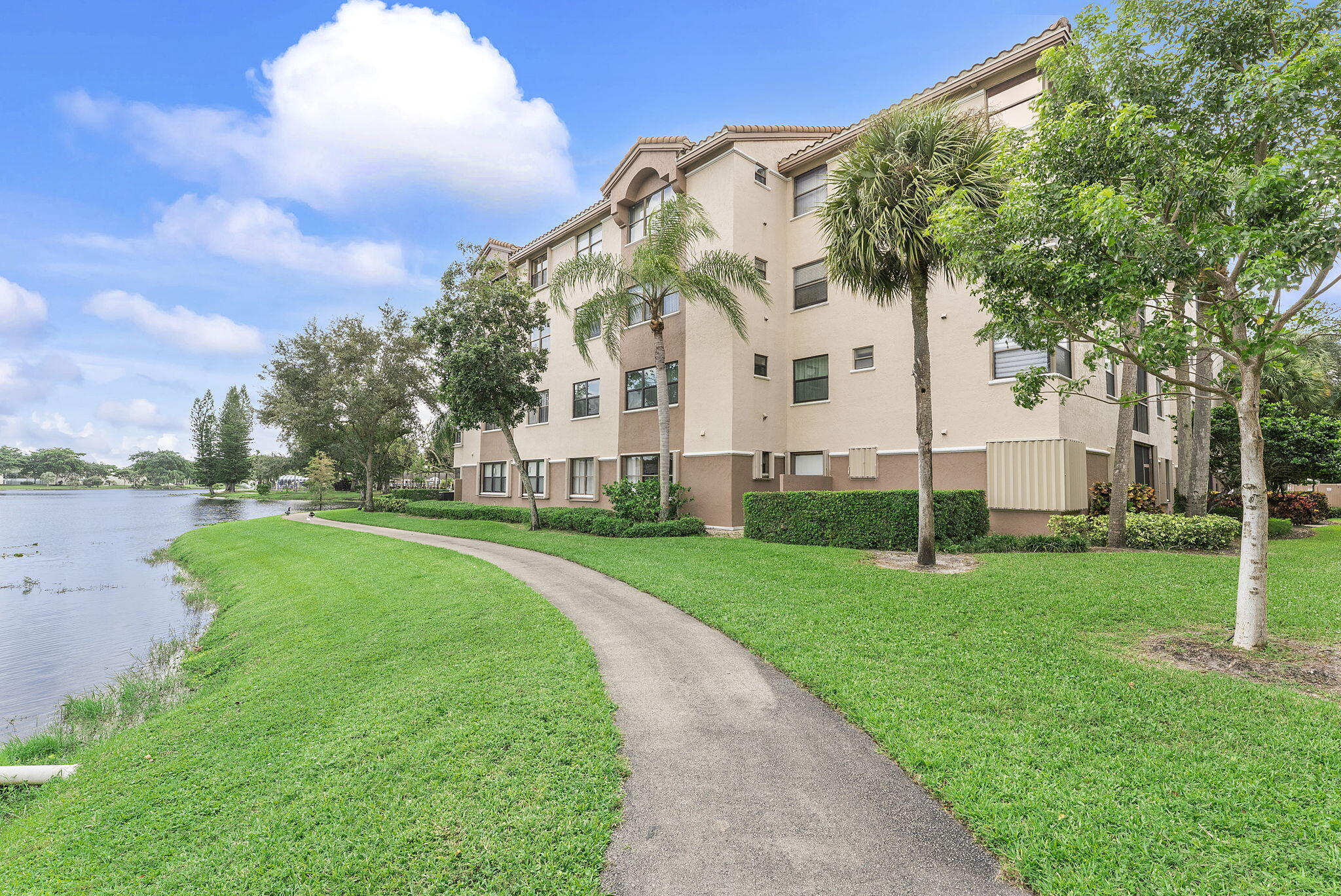 BAYPORT VILLAGE B CONDO - Residential