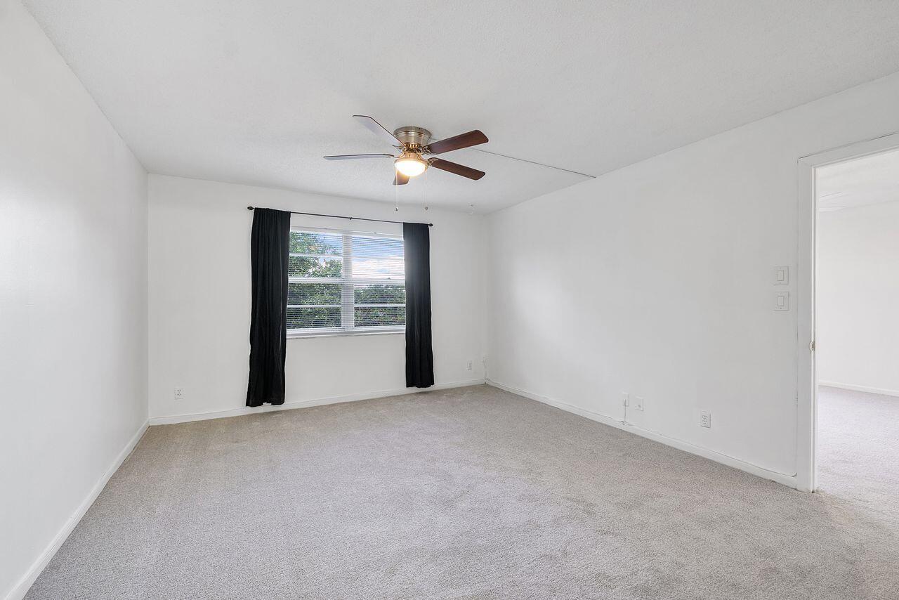 SHERWOOD SQUARE CONDOMINIUM - Residential