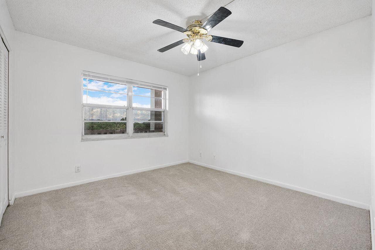 SHERWOOD SQUARE CONDOMINIUM - Residential
