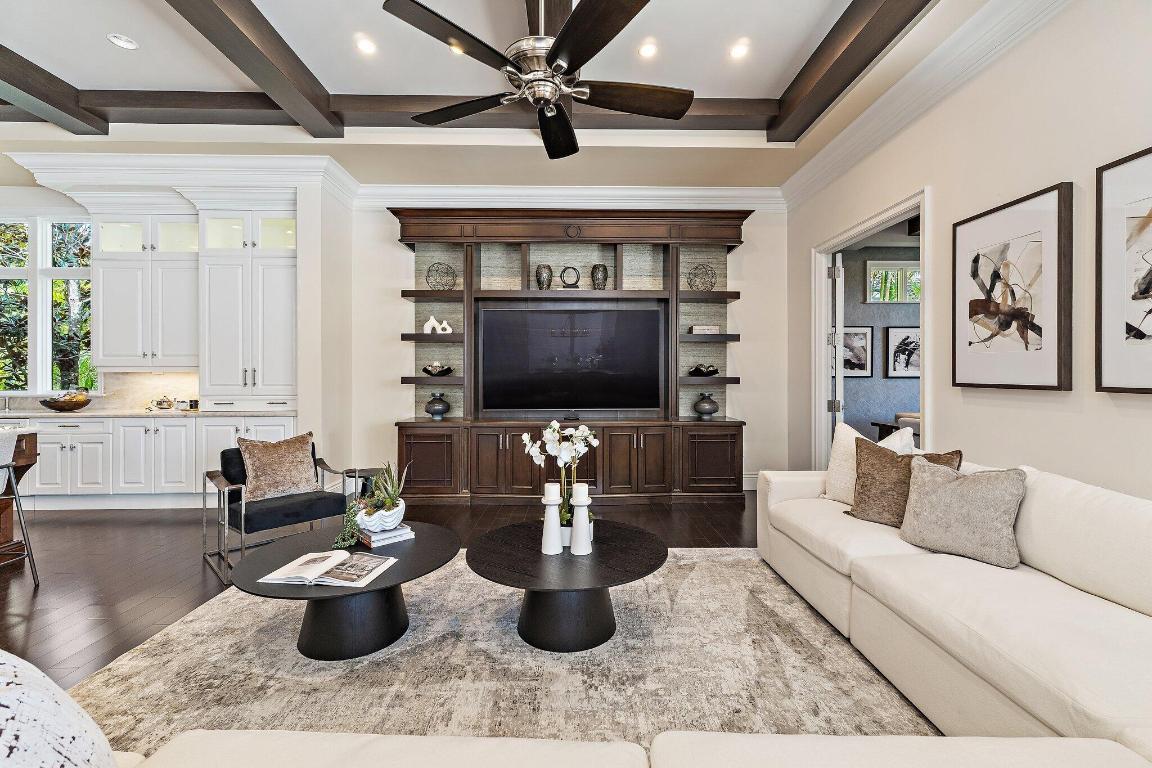 OLD PALM - Residential