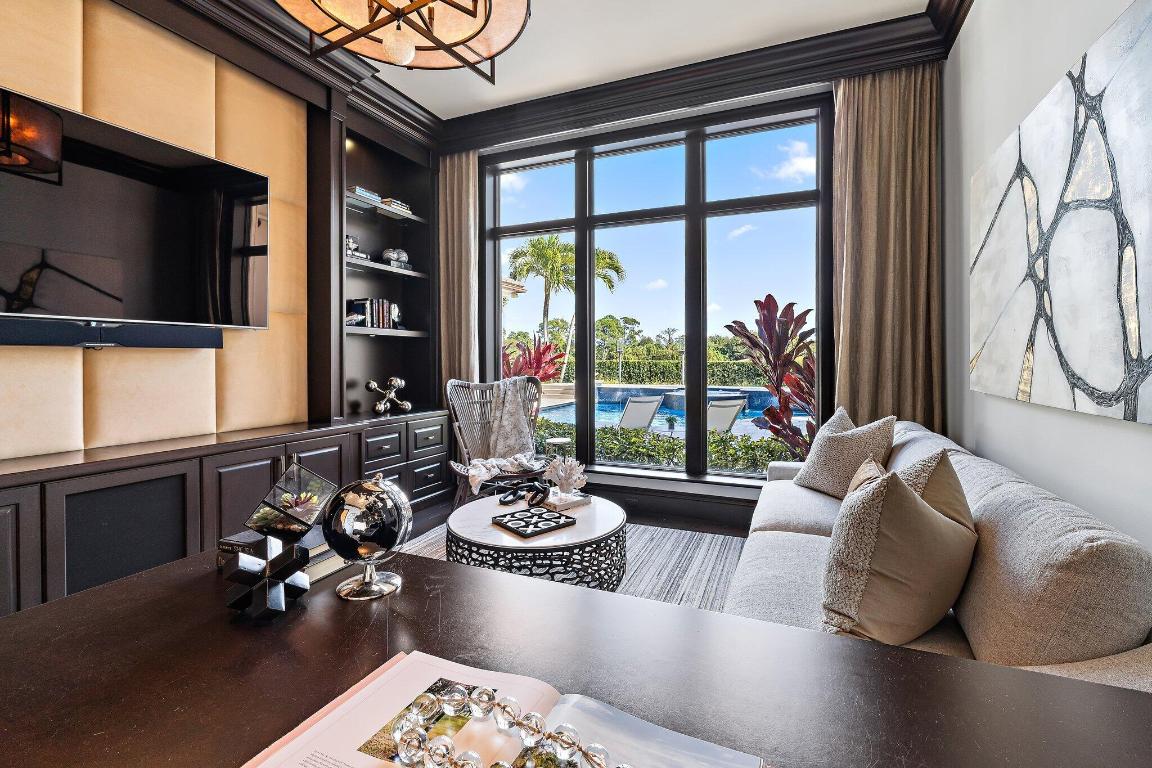 OLD PALM - Residential