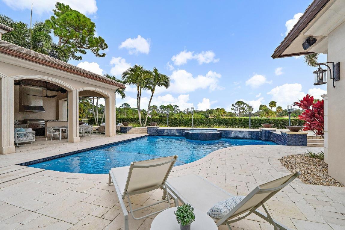 OLD PALM - Residential
