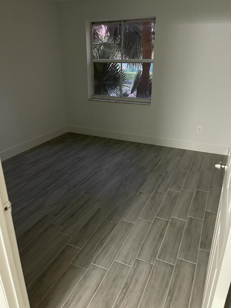 LA VIA CONDO - Residential Lease