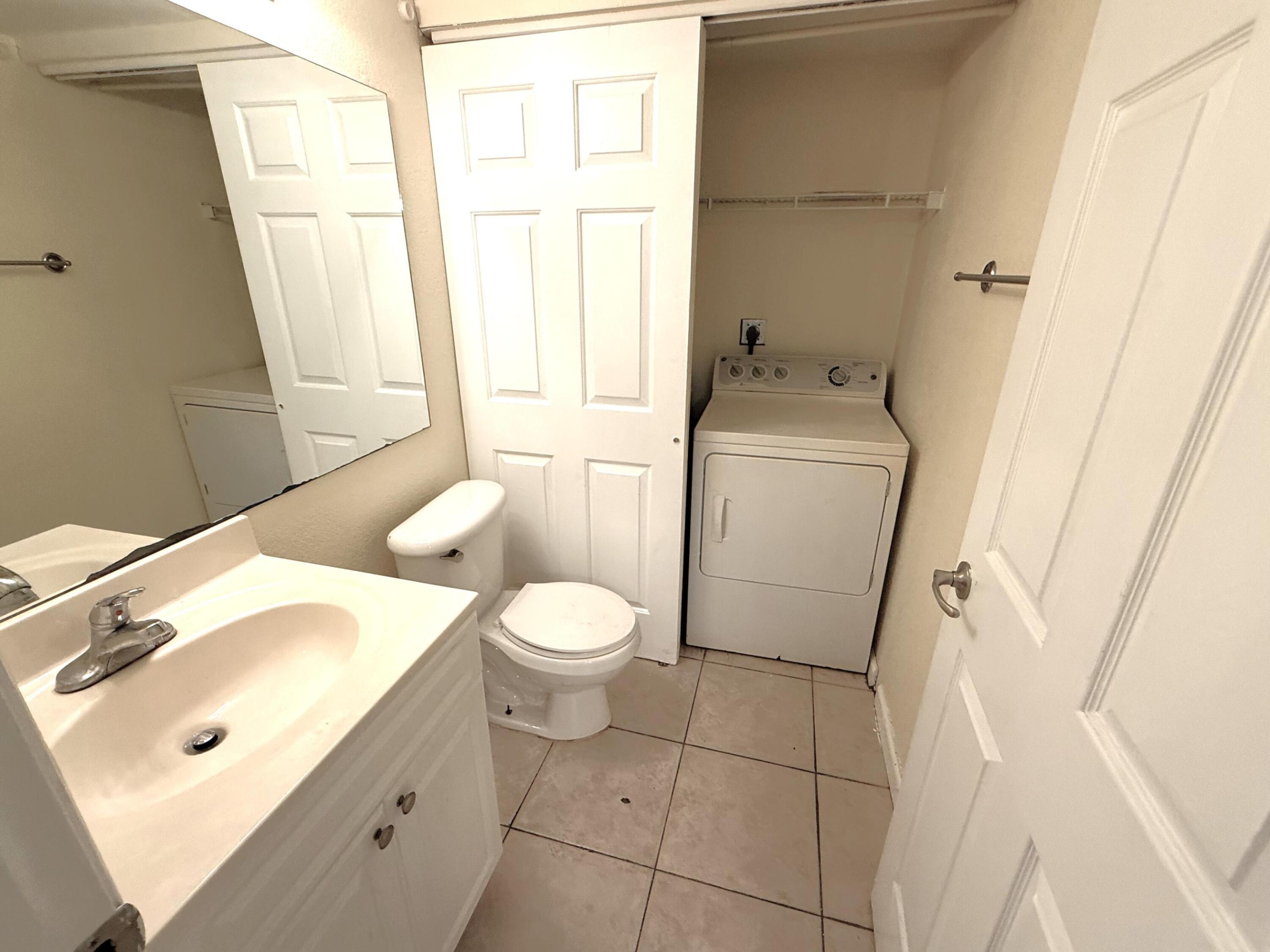BOCA RIO NORTH - Residential Lease
