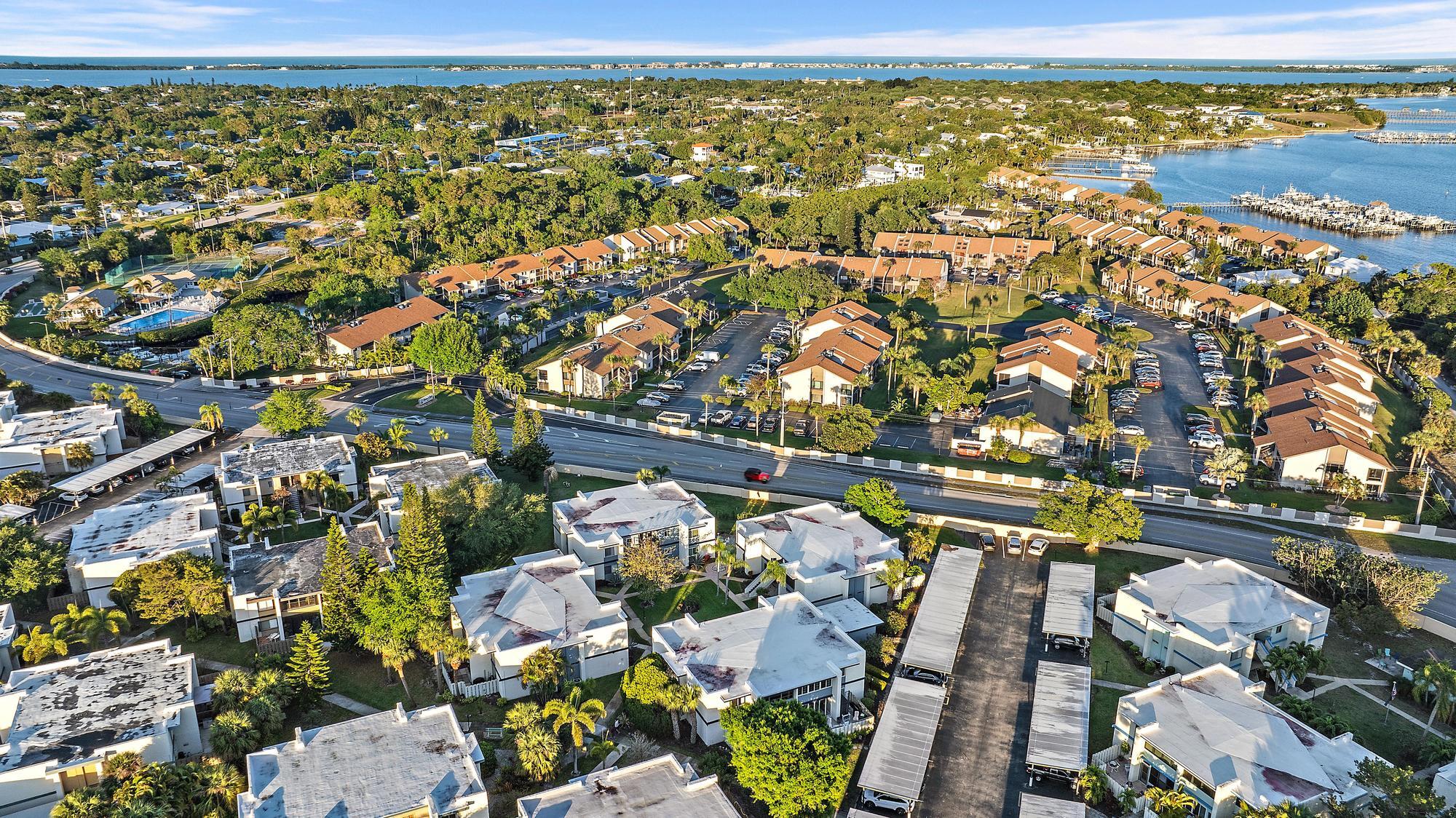 BEACON 21 CONDO - Residential