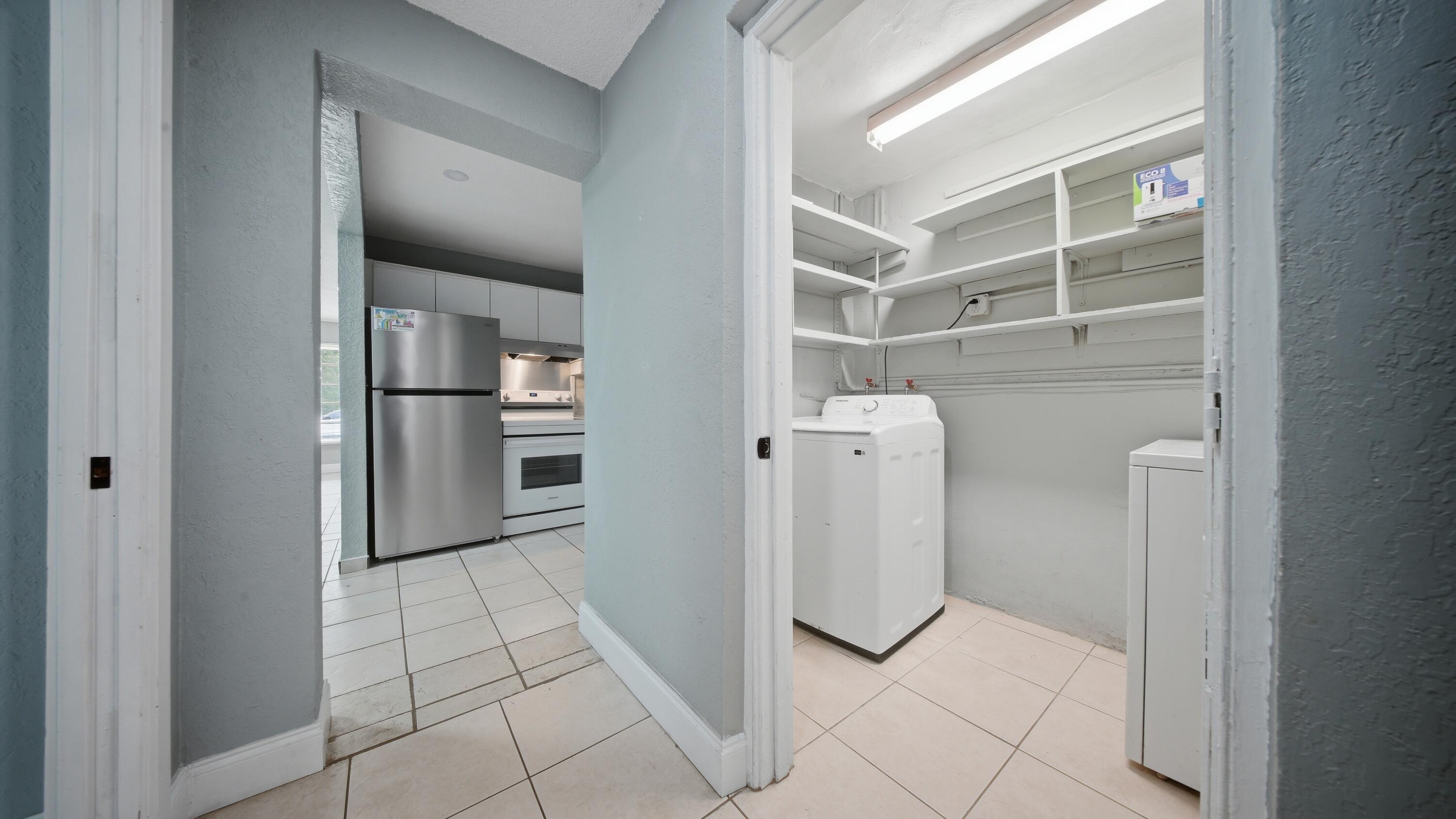 GOLD COAST TWIN VILLAS WEST - Residential Lease