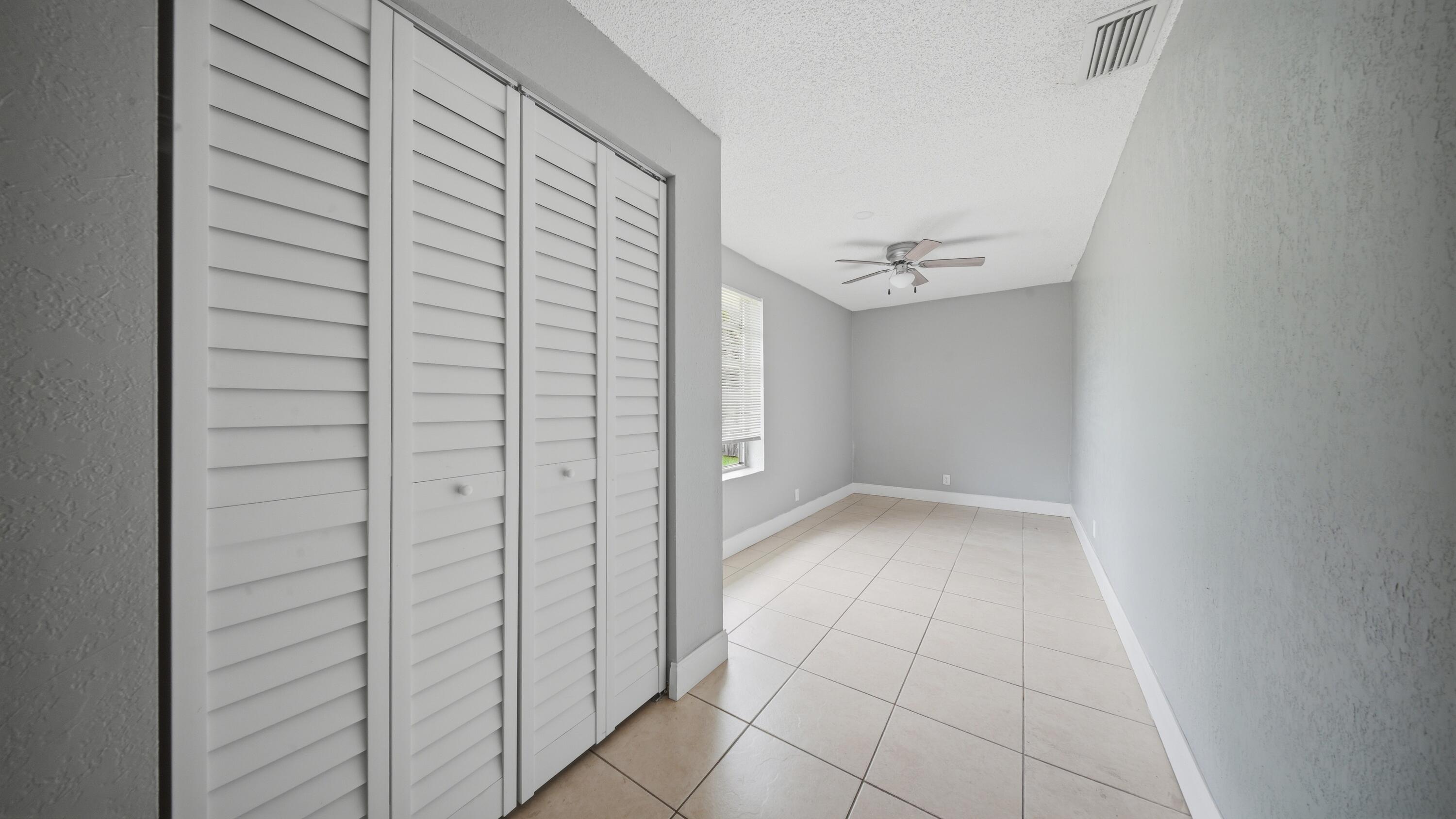 GOLD COAST TWIN VILLAS WEST - Residential Lease