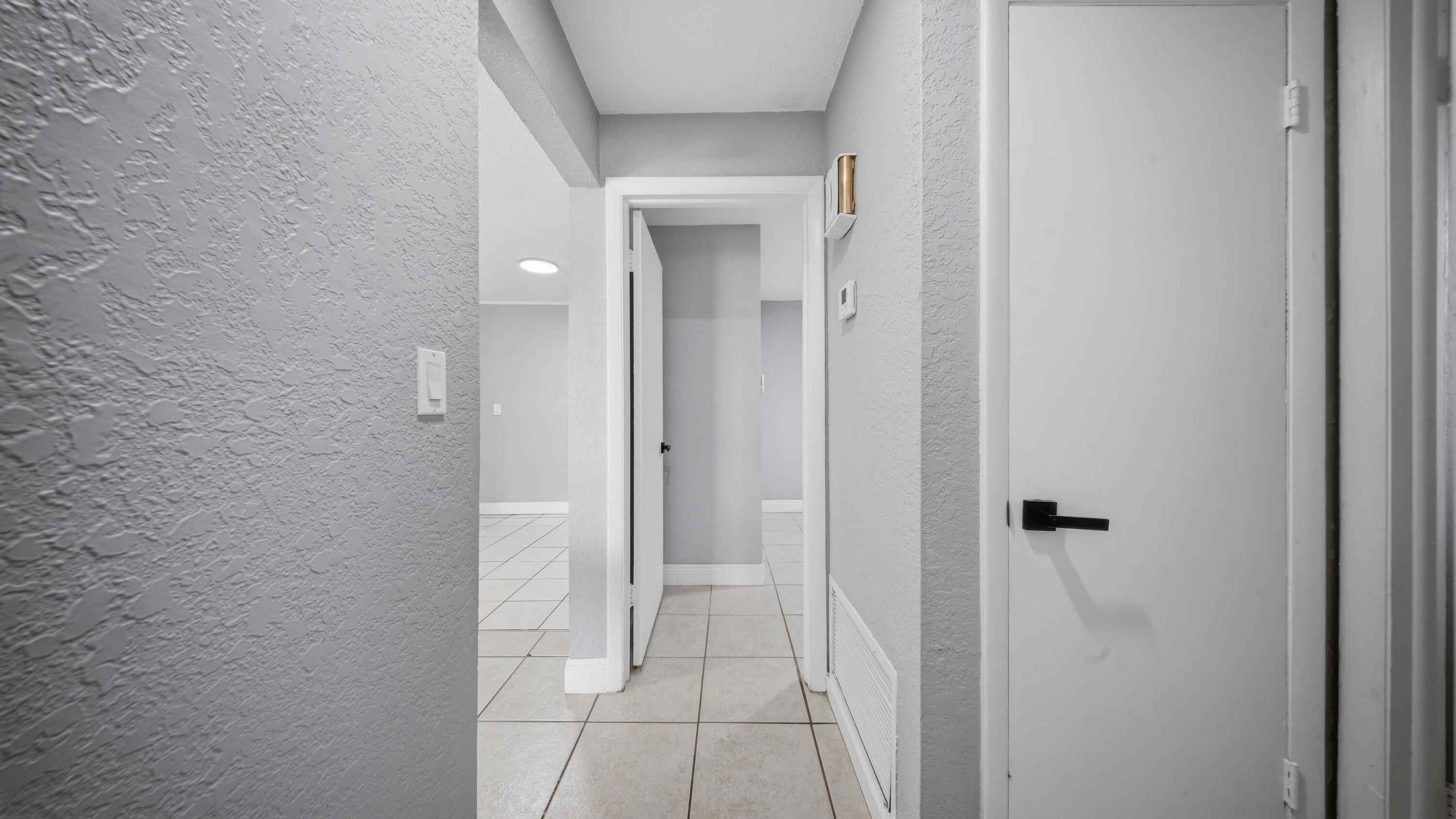 GOLD COAST TWIN VILLAS WEST - Residential Lease