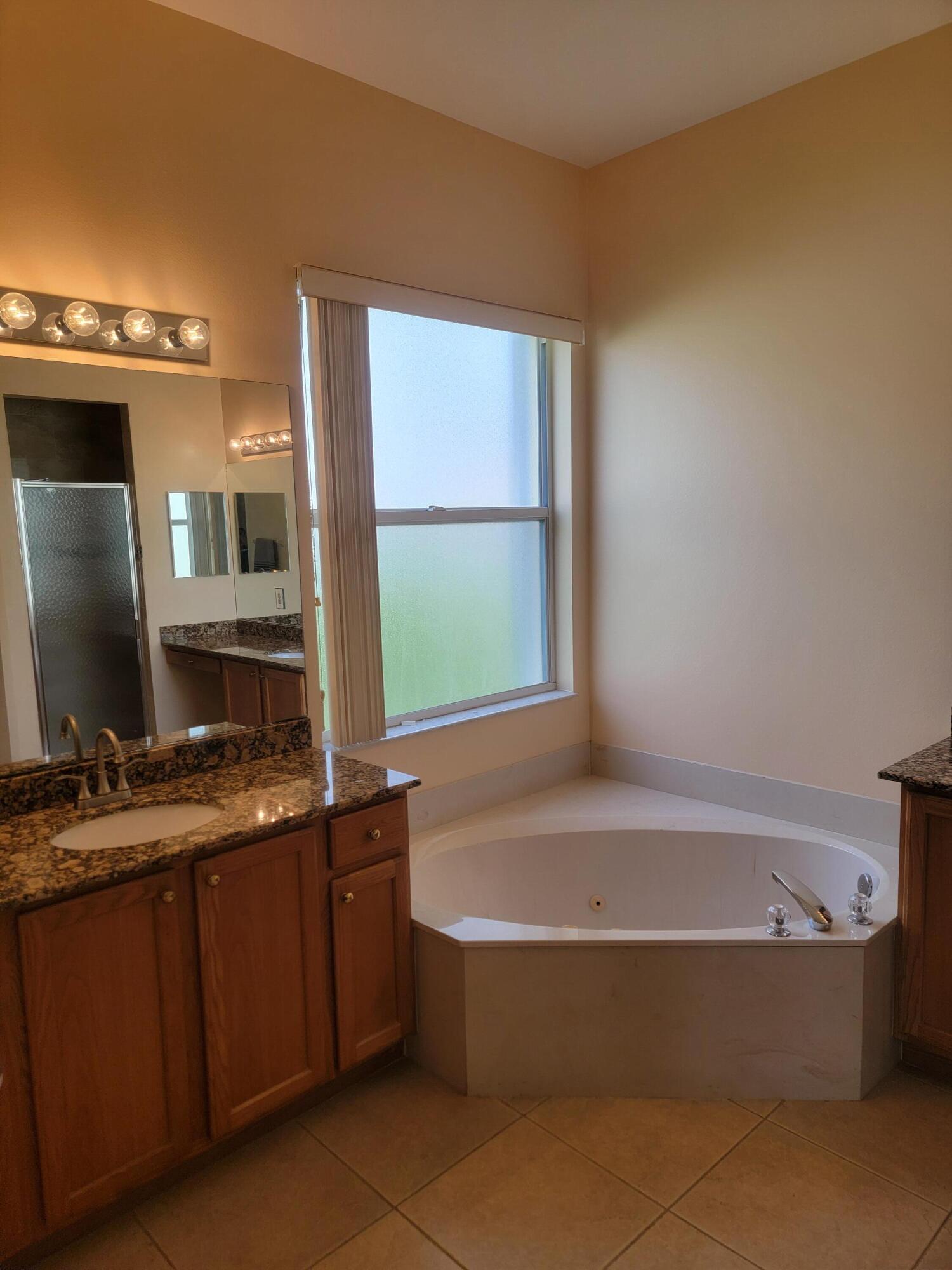 LAKE FOREST AT ST LUCIE WEST PHASE II - Residential