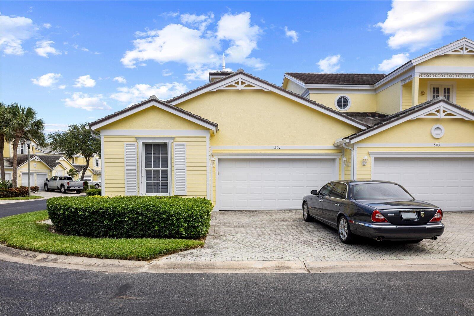 MARINER BAY - Residential