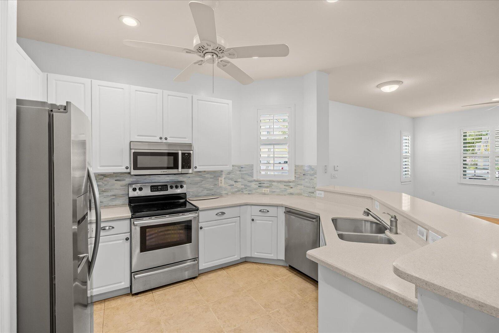 MARINER BAY - Residential