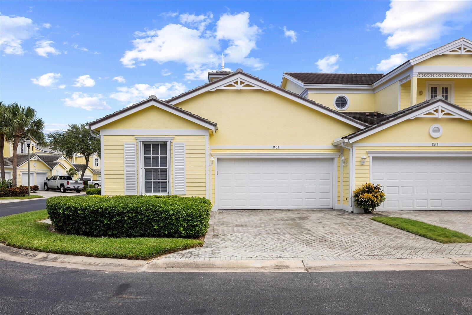 MARINER BAY - Residential