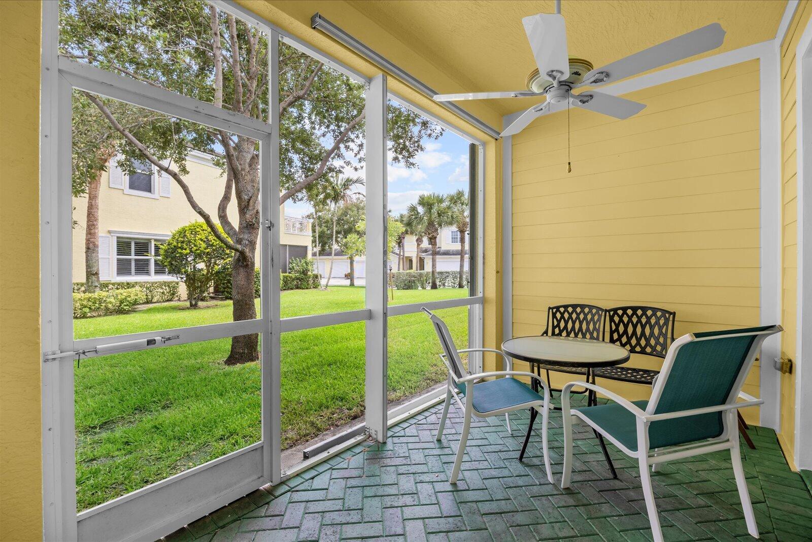 MARINER BAY - Residential
