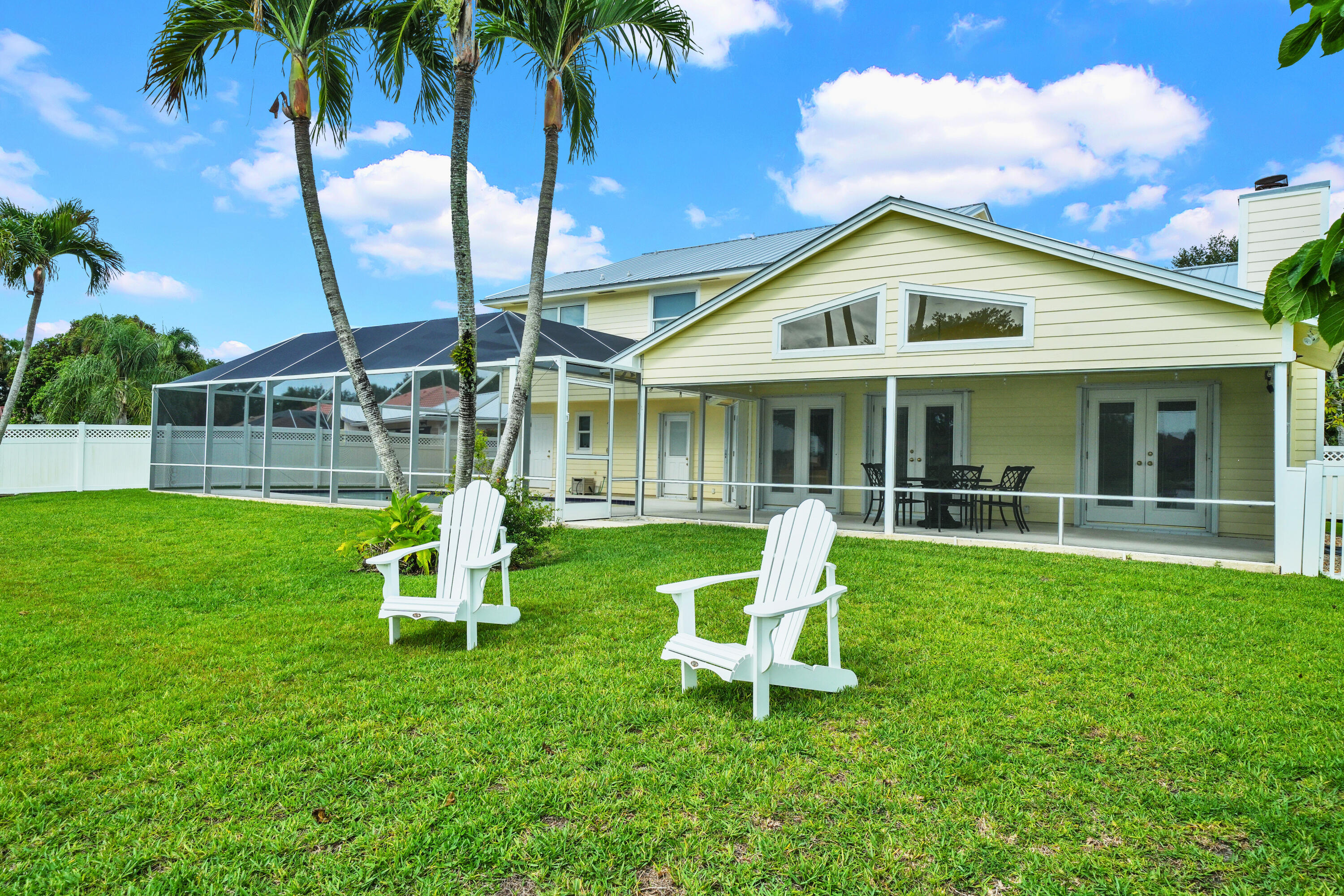 SHORES - Residential
