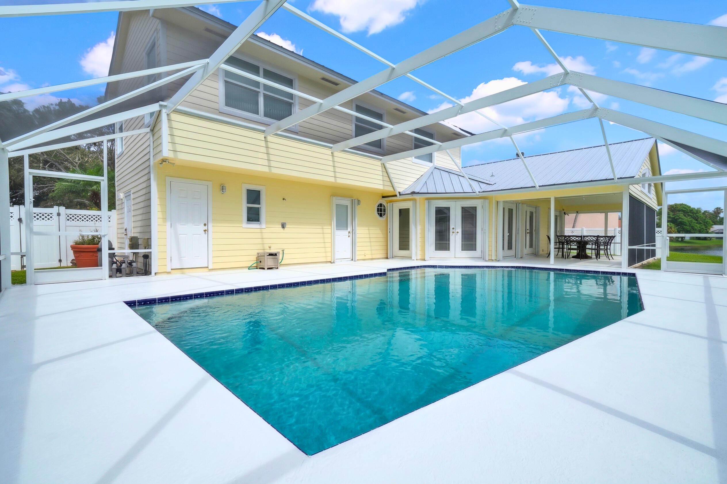 SHORES - Residential