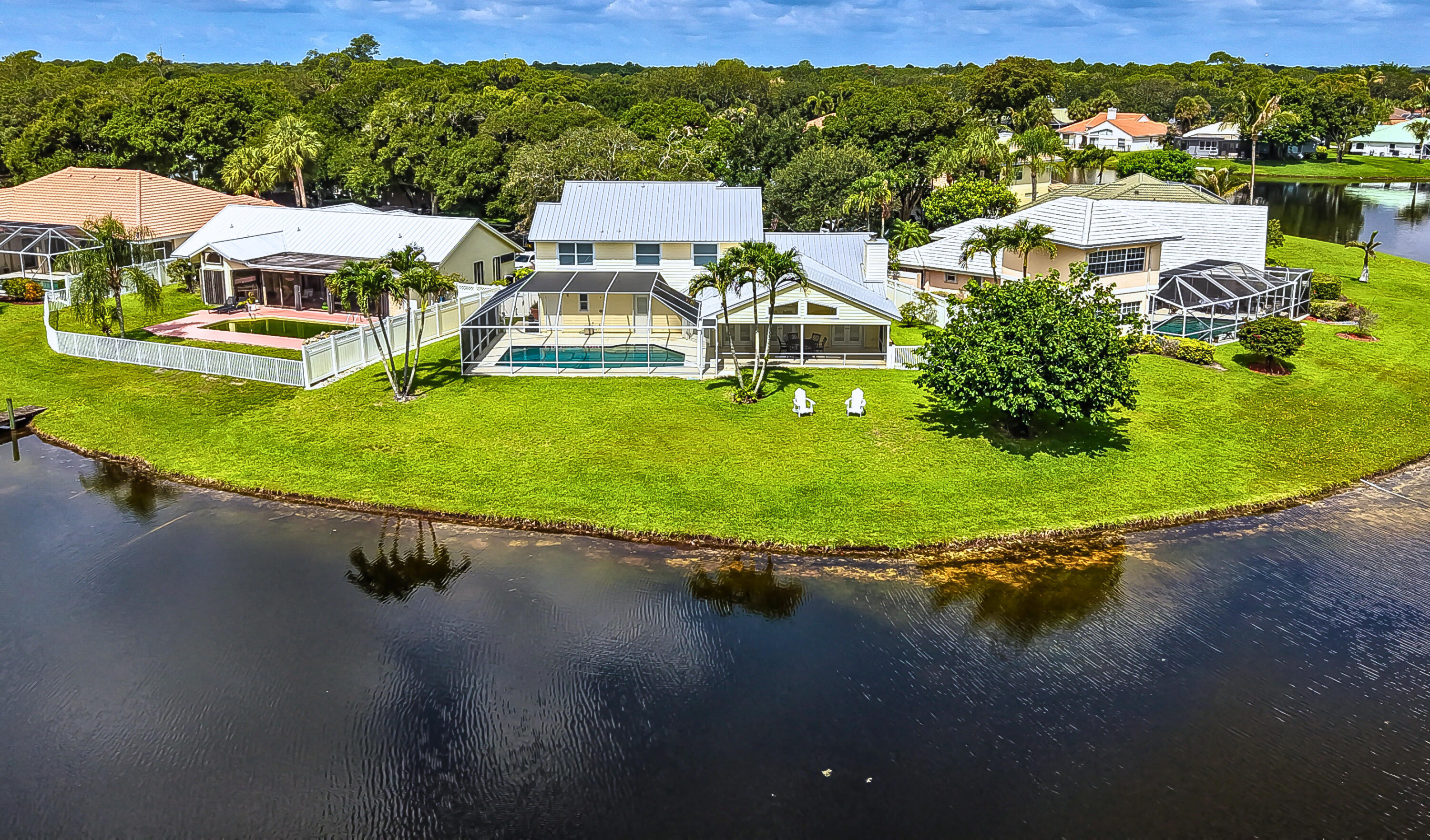 SHORES - Residential