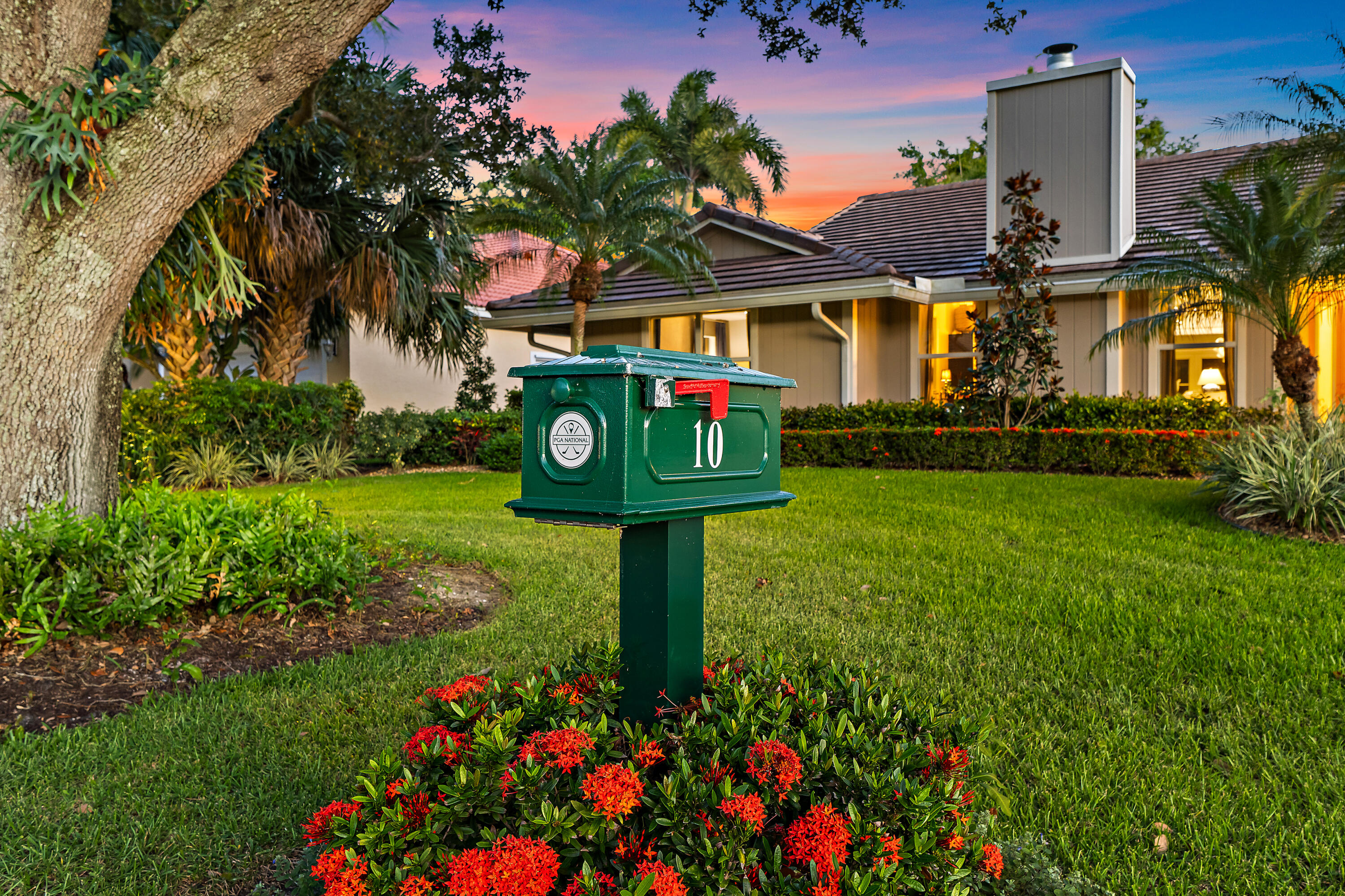 PGA RESORT COMMUNITY 2 - Residential