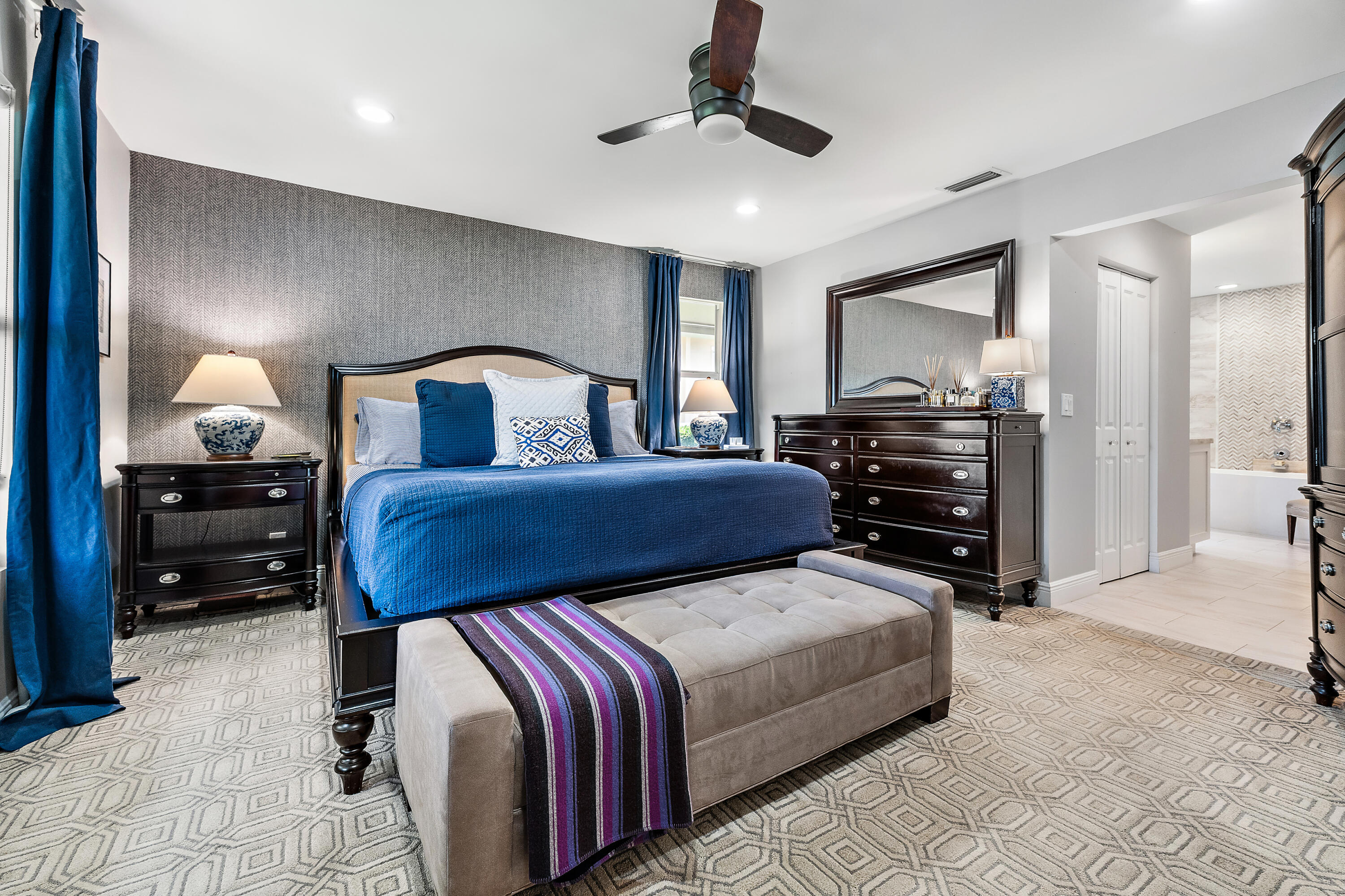 PGA RESORT COMMUNITY 2 - Residential