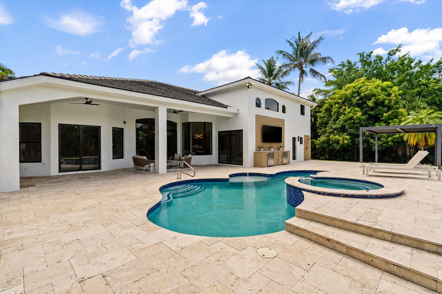 DELRAY LAKES EST - Residential