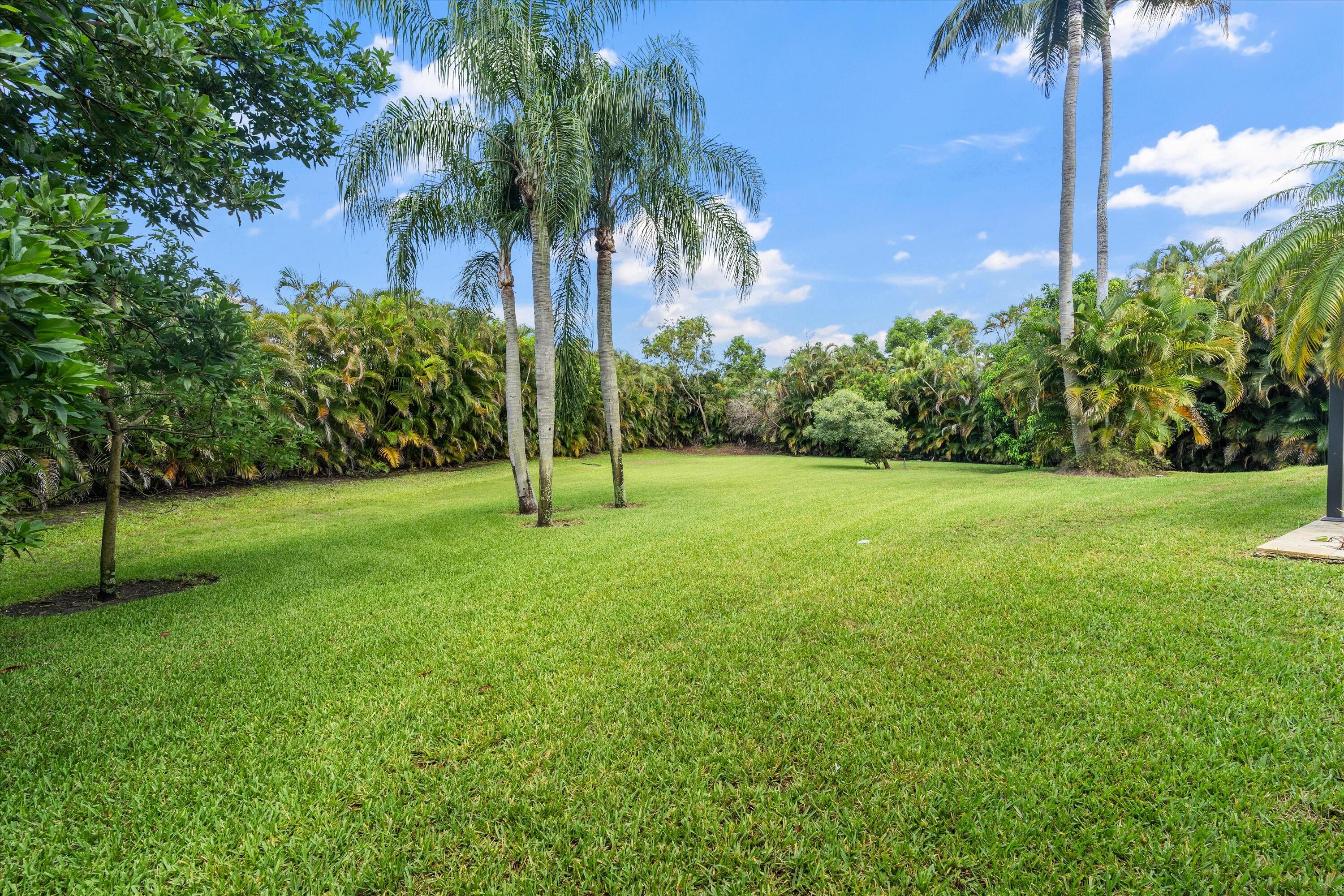 DELRAY LAKES EST - Residential