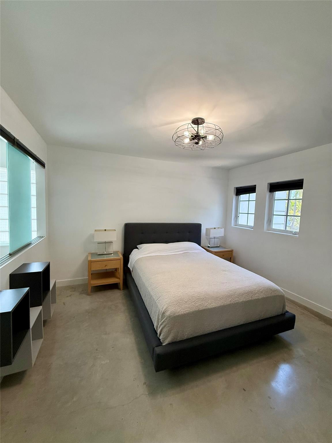 AVENTURA LAKES PHASE 1 - Residential Lease
