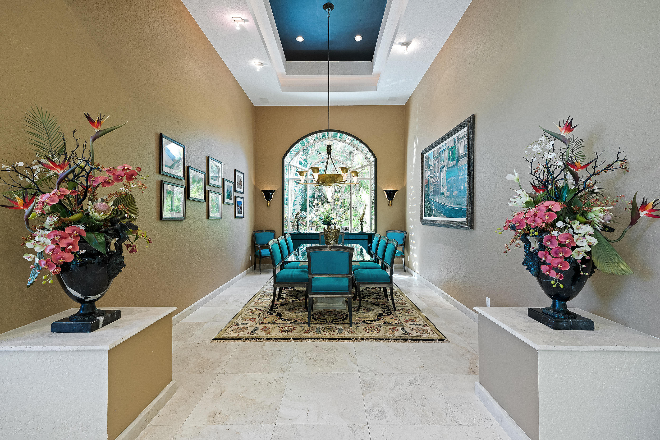 ADMIRALS COVE - Residential