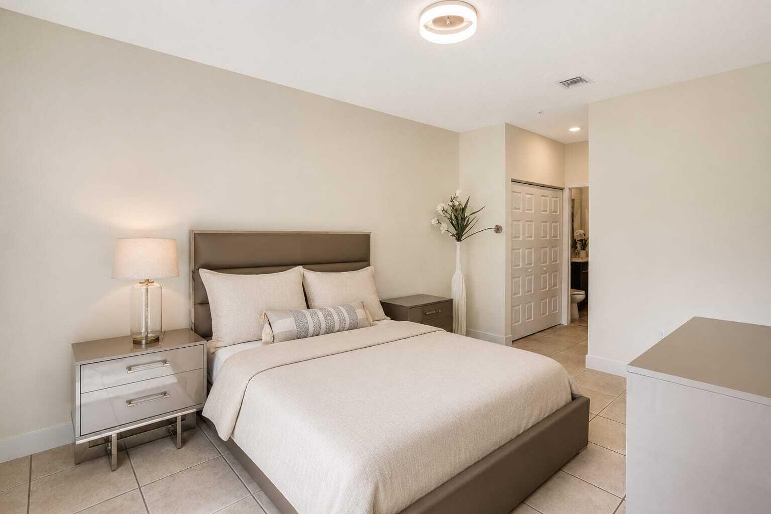URBANA AT THE RESIDENCES CONDO NO 1 - Residential Lease
